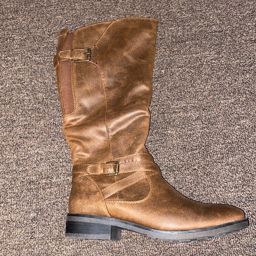 New Baretraps Alysha Brown Wide Shaft Boots